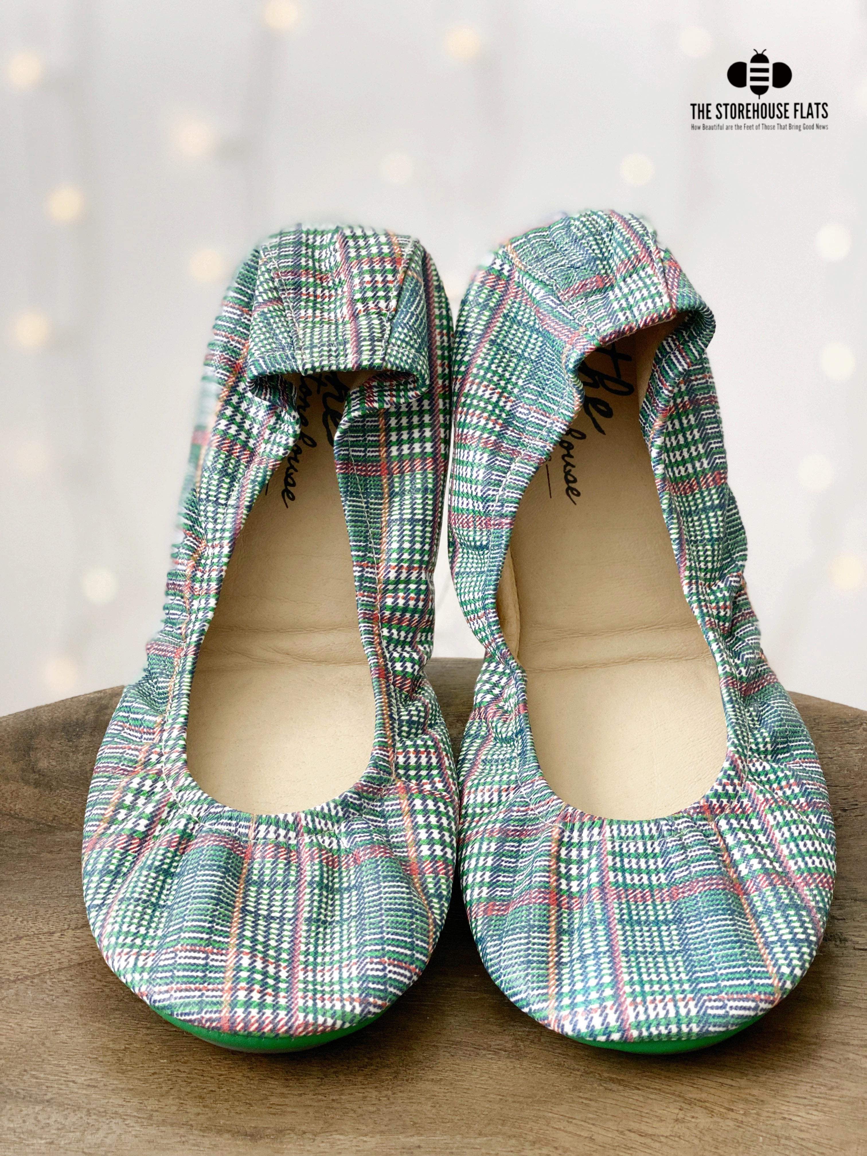 Merry Mistletoe Plaid